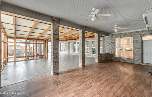 $650,000 | 121 Poplar Ridge Drive, Brandon, MS 39047