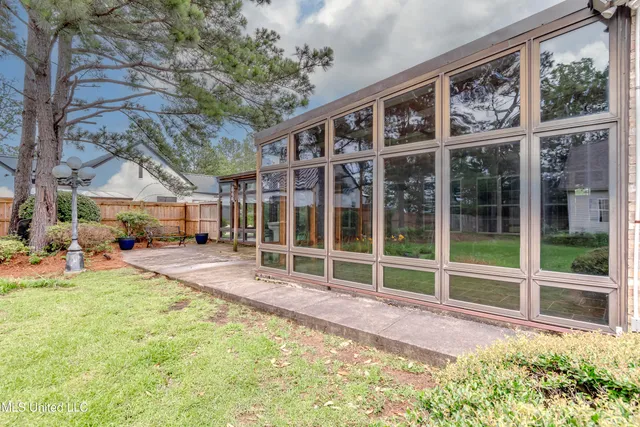 $650,000 | 121 Poplar Ridge Drive, Brandon, MS 39047