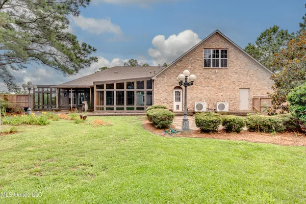 $650,000 | 121 Poplar Ridge Drive, Brandon, MS 39047