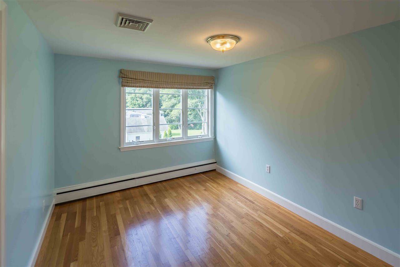 135 High Street Exeter, NH 03833 - Photo 19 of 25