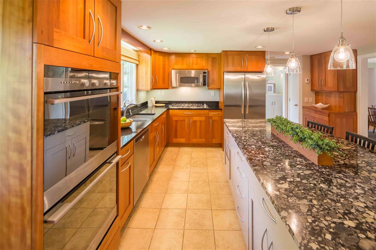 135 High Street Exeter, NH 03833 - Photo 4 of 25