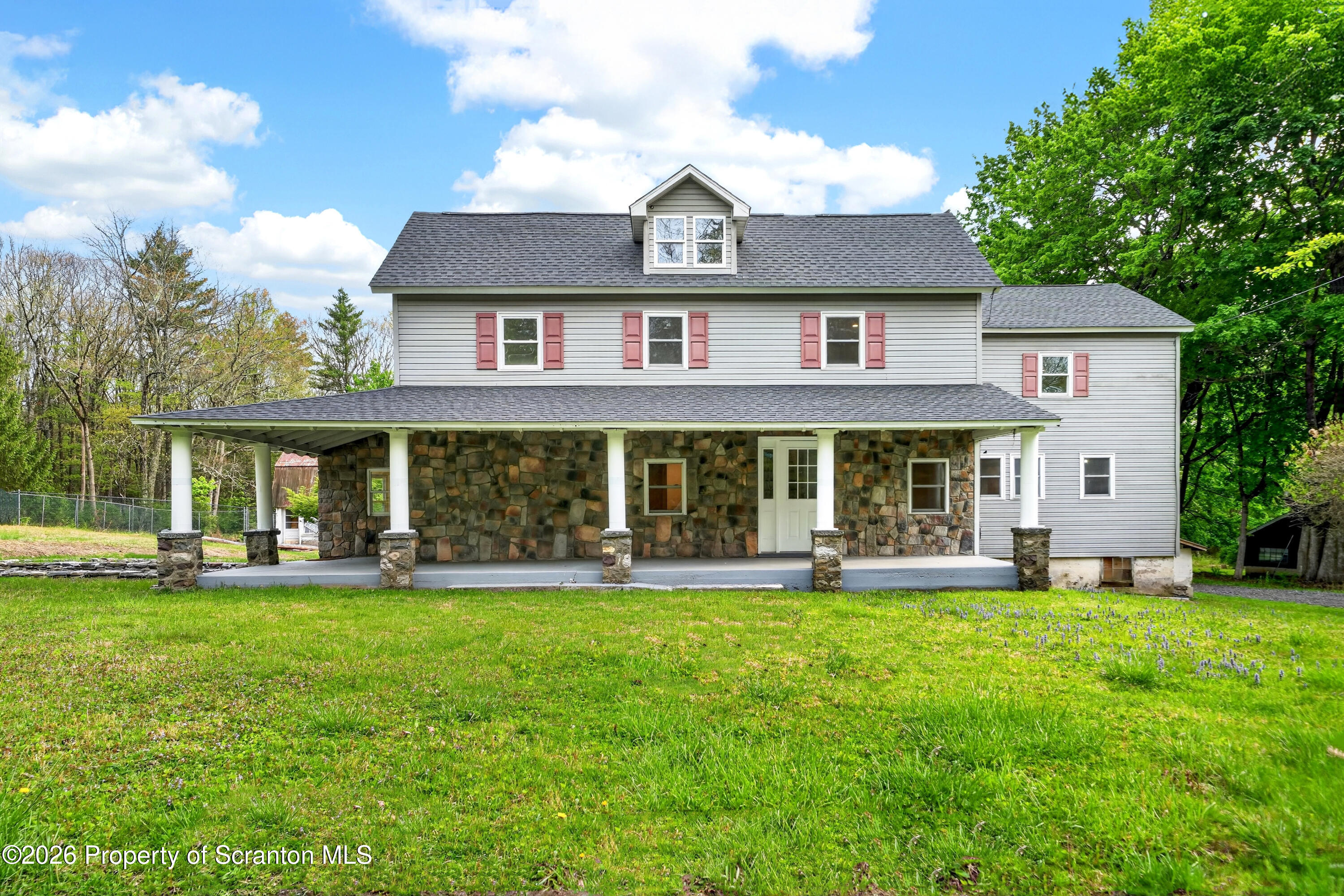 1206 Cherry Lane Road East Stroudsburg, PA 18301 - Photo 1 of 64 001_EEDSC05176