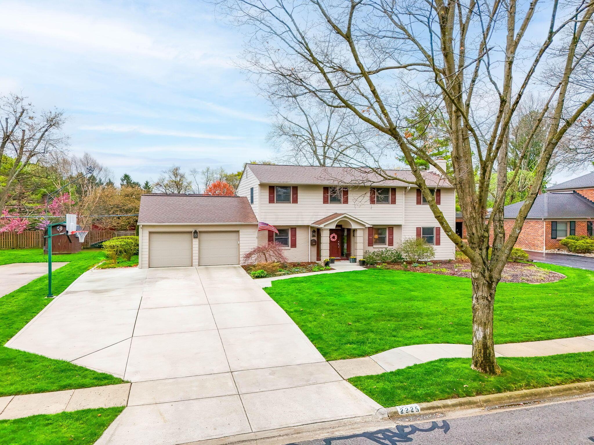 2225 Sheringham Road Columbus, OH 43220 - Photo 5 of 84 2225 Sheringham Rd (Drone)-1