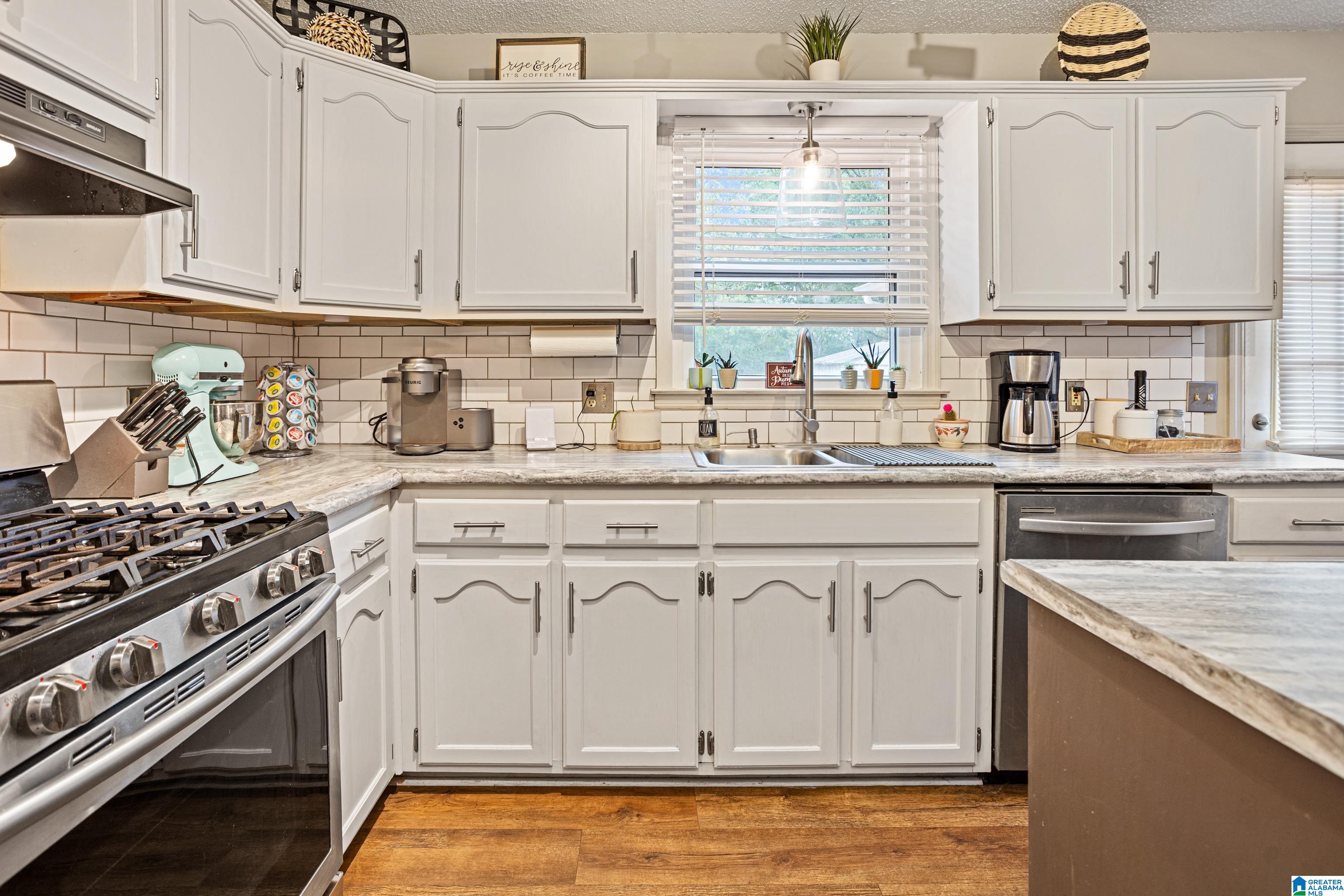 2713 Sayers Road Fultondale, AL 35068 - Photo 12 of 55