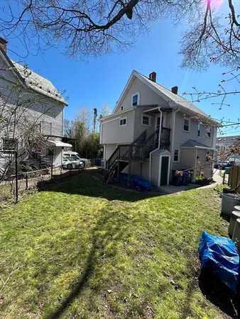 $2,000 | 9 Crescent Square, Newton, MA 02458
