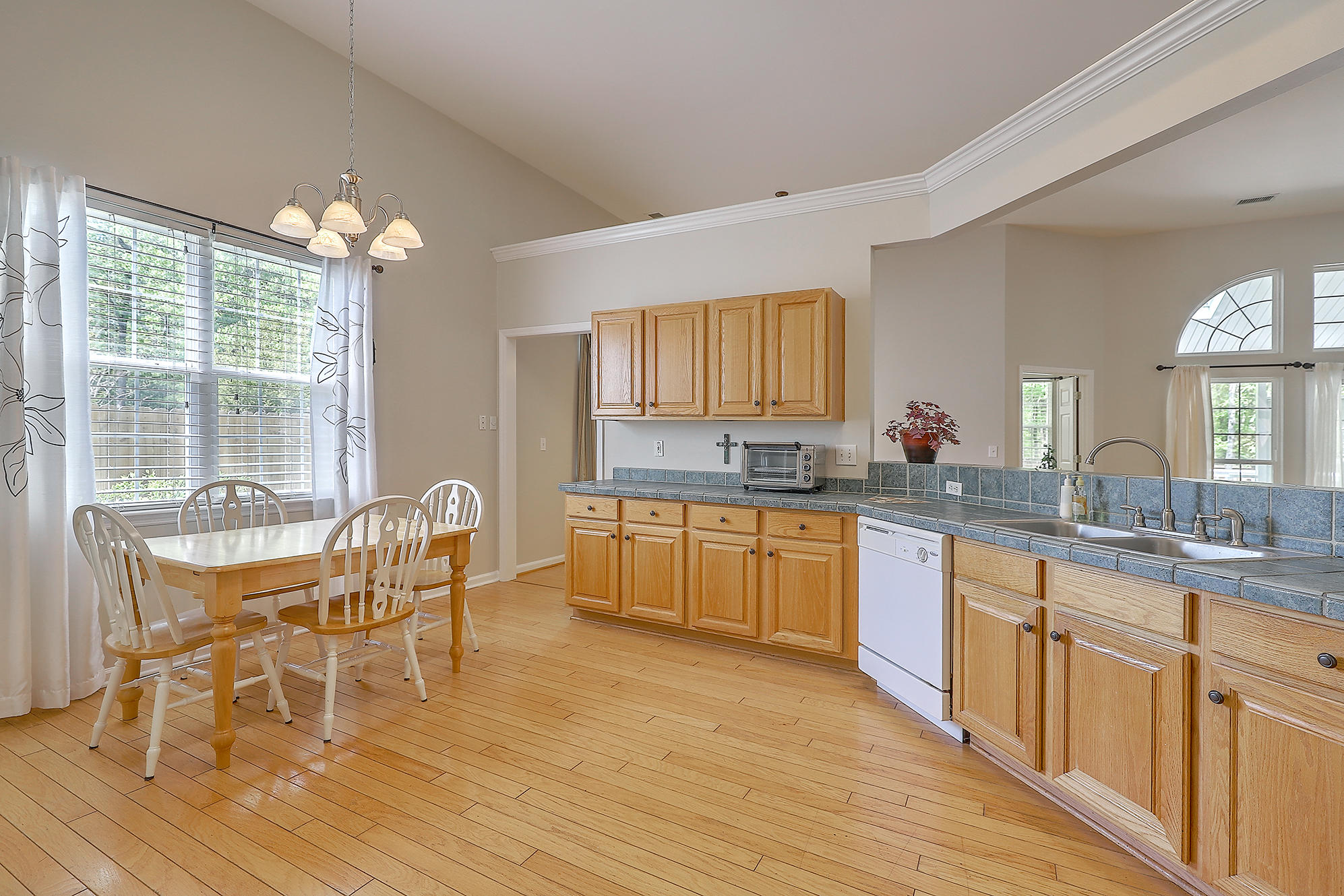 142 Oakbluff Road Summerville, SC 29485 - Photo 13 of 34 IMG_8098_099_100_101_102_103_104