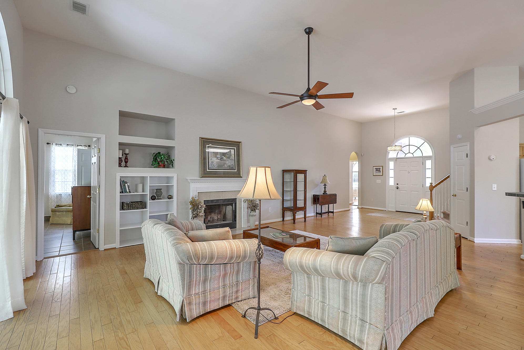 142 Oakbluff Road Summerville, SC 29485 - Photo 7 of 34 IMG_8042_3_4_5_6_7_8