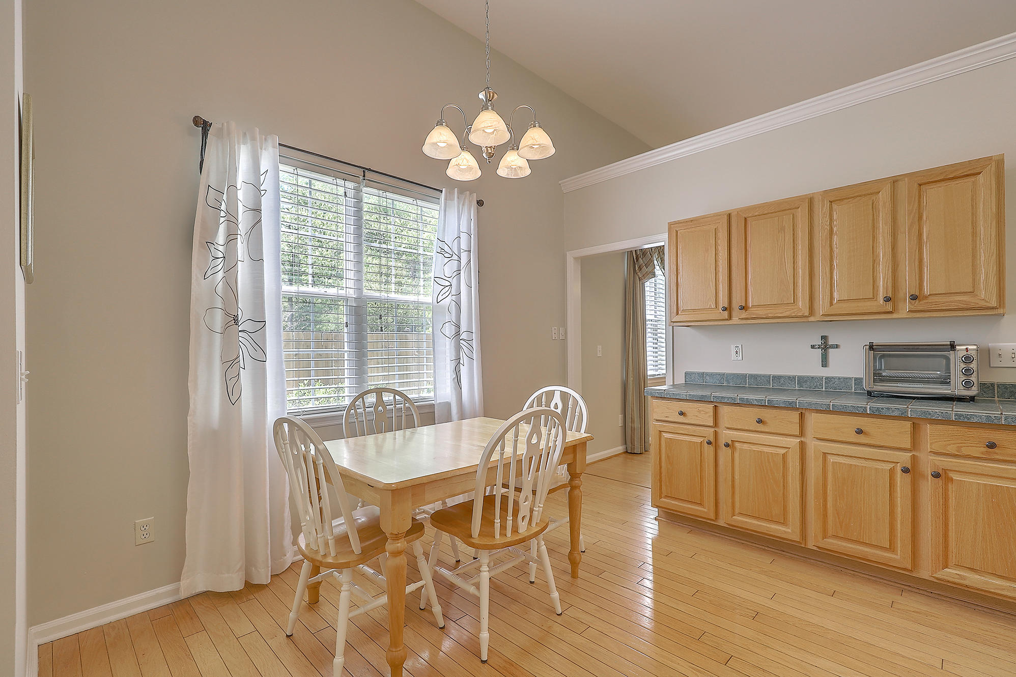 142 Oakbluff Road Summerville, SC 29485 - Photo 10 of 34 IMG_8077_78_79_80_81_82_83