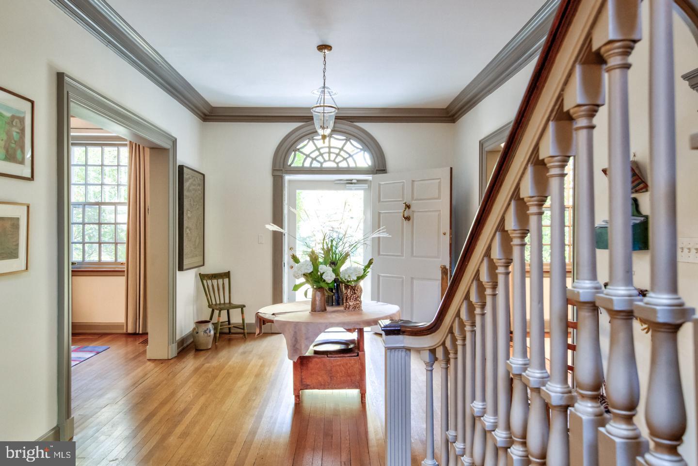 8219 St Martins Lane Philadelphia, PA 19118 - Photo 2 of 40