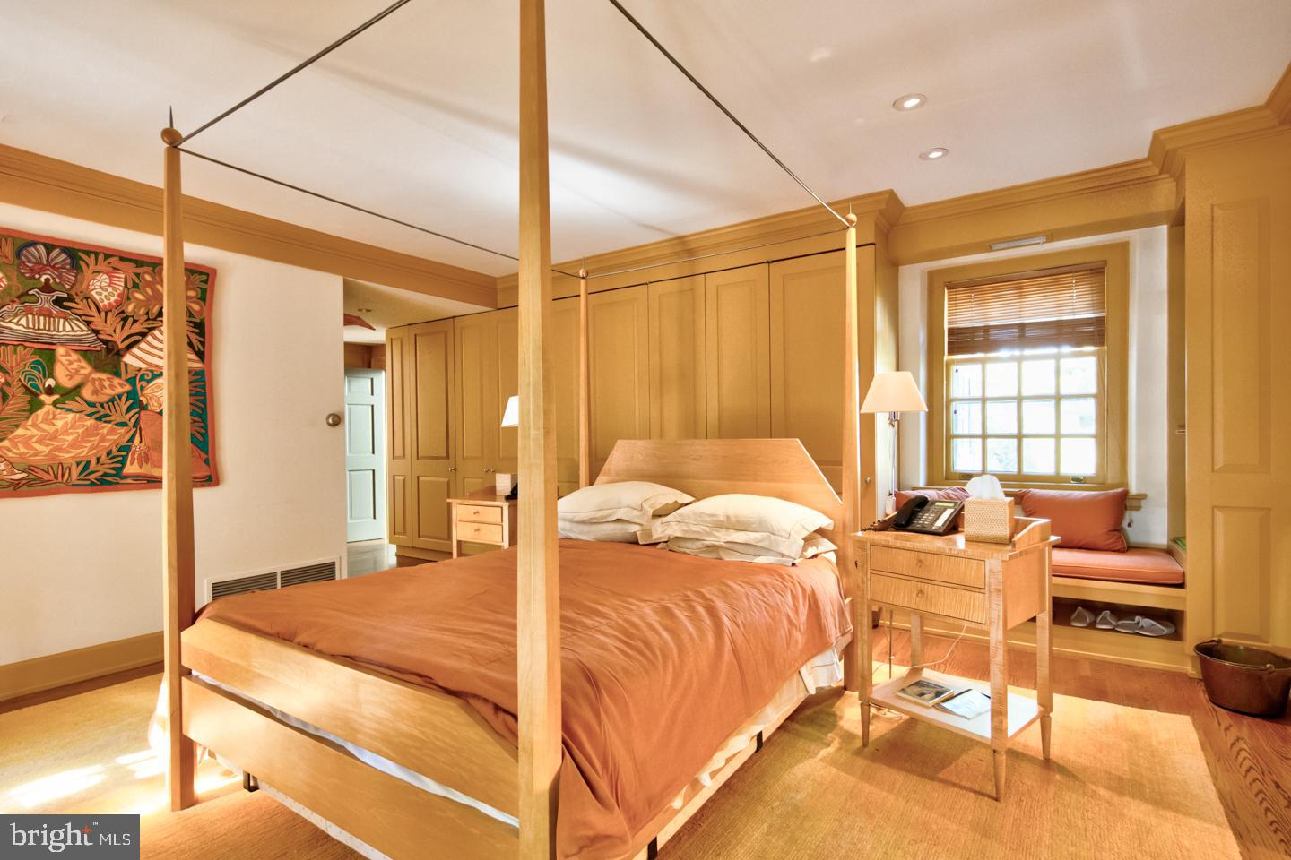 8219 St Martins Lane Philadelphia, PA 19118 - Photo 13 of 40