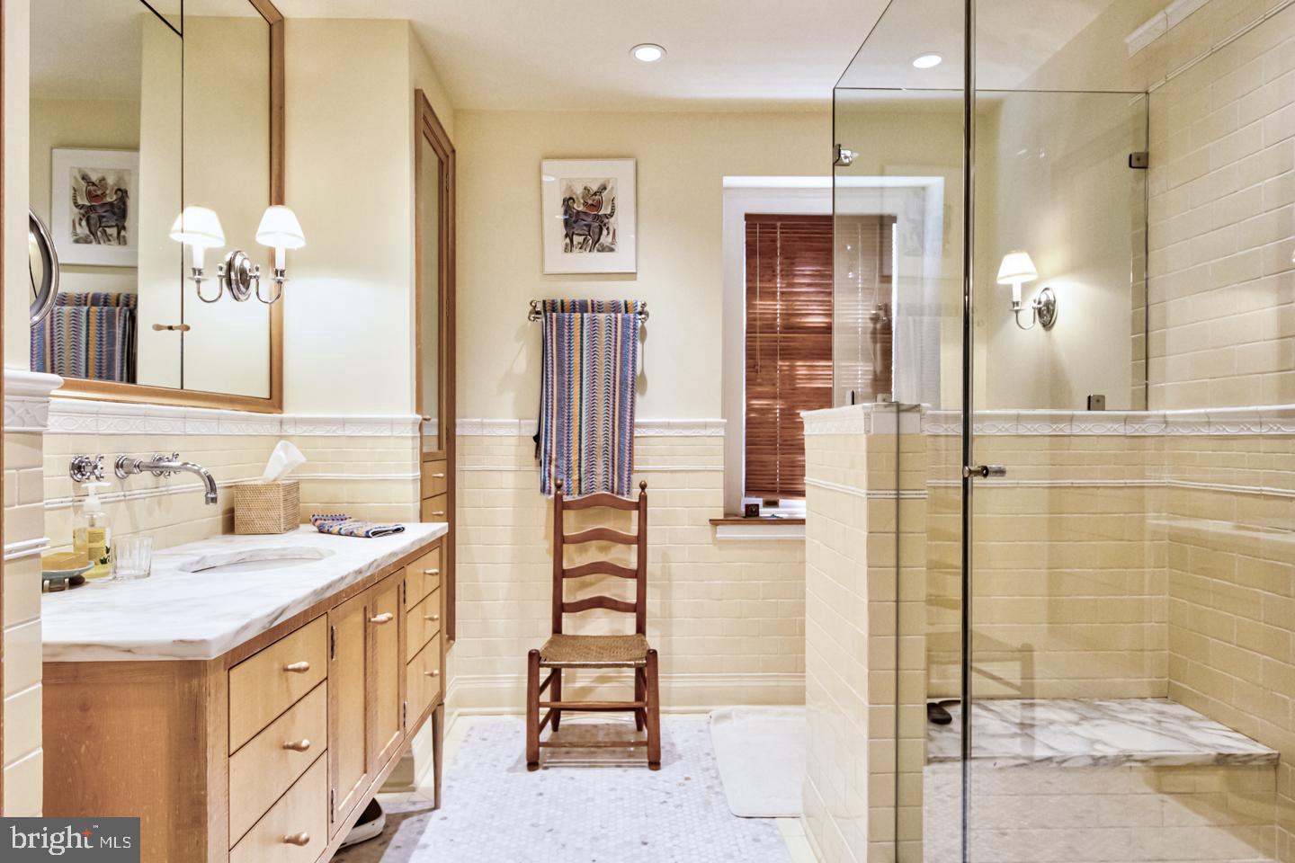 8219 St Martins Lane Philadelphia, PA 19118 - Photo 15 of 40