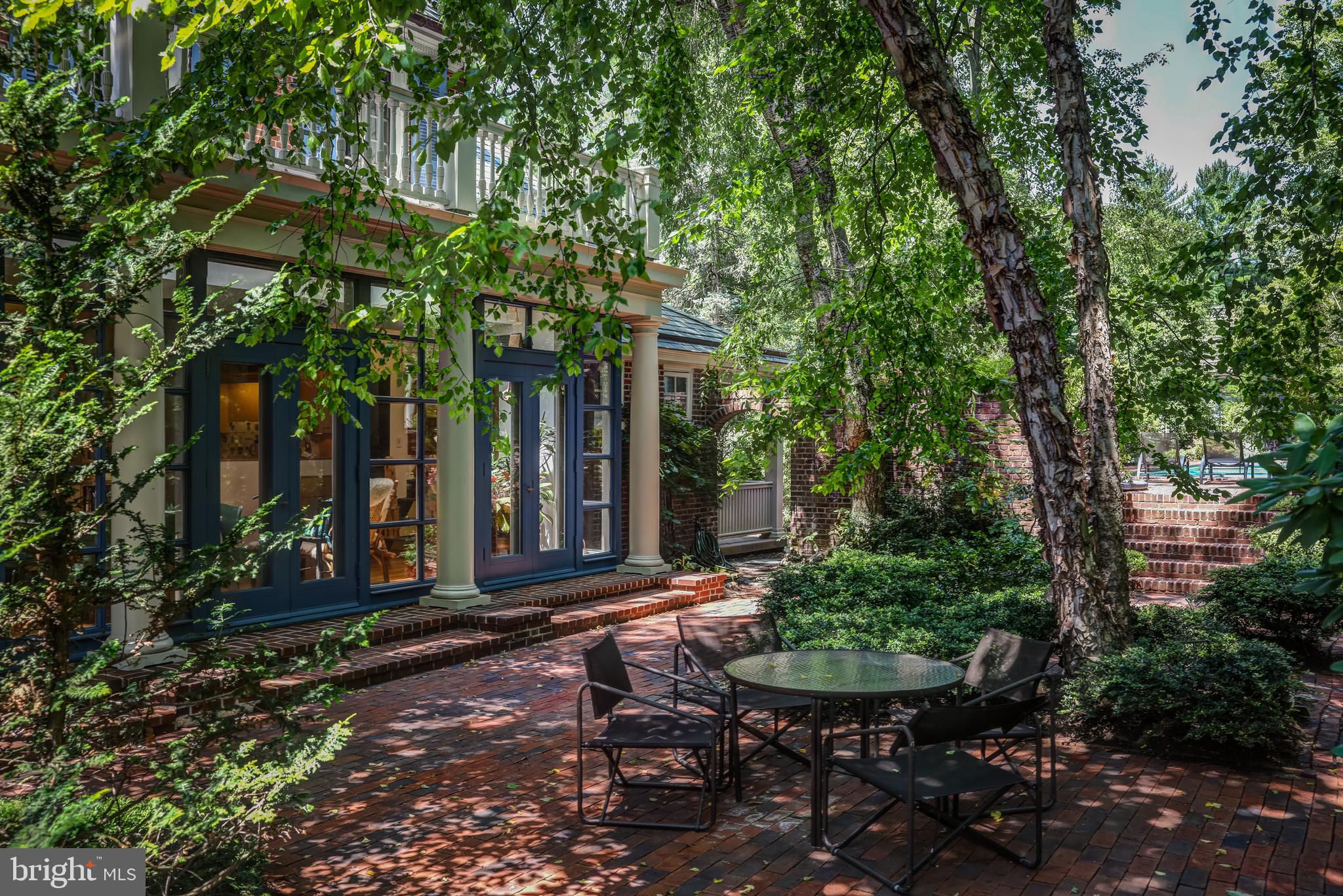 8219 St Martins Lane Philadelphia, PA 19118 - Photo 28 of 40