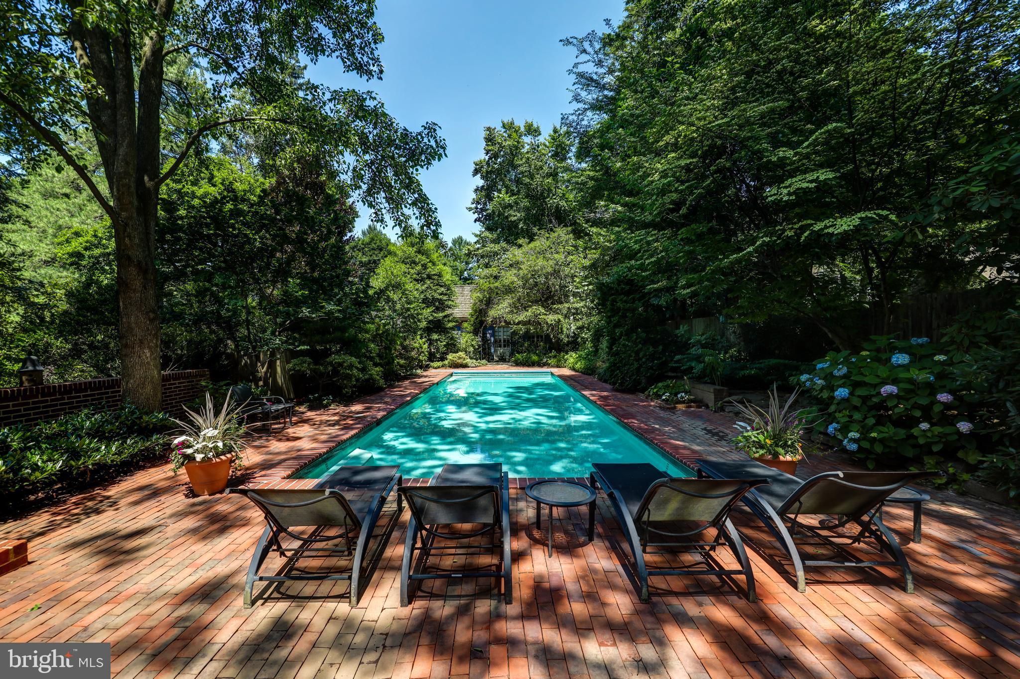 8219 St Martins Lane Philadelphia, PA 19118 - Photo 30 of 40