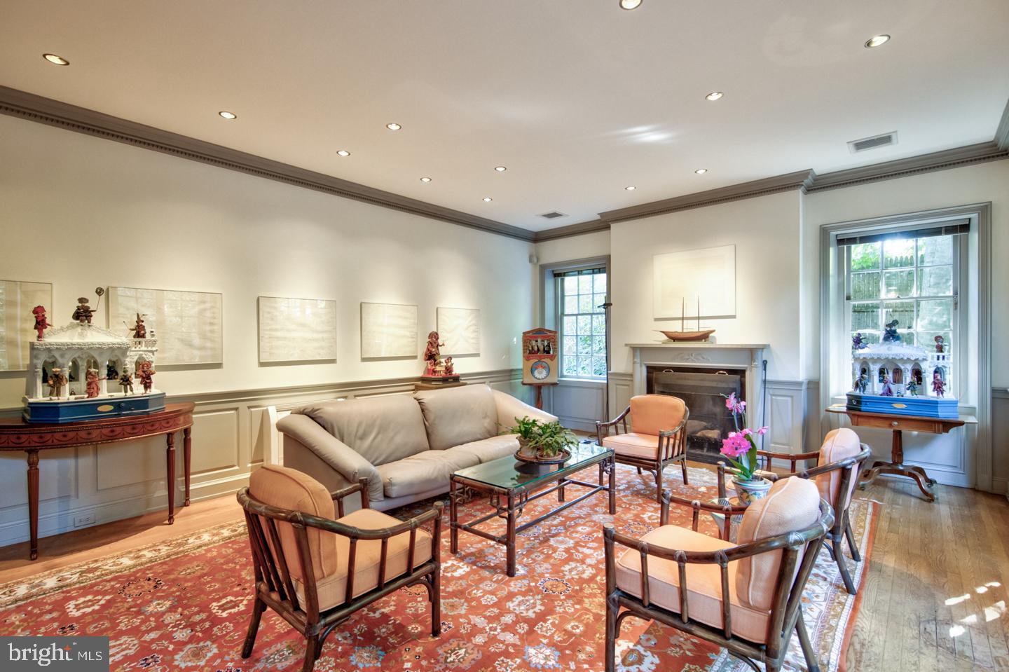 8219 St Martins Lane Philadelphia, PA 19118 - Photo 33 of 40