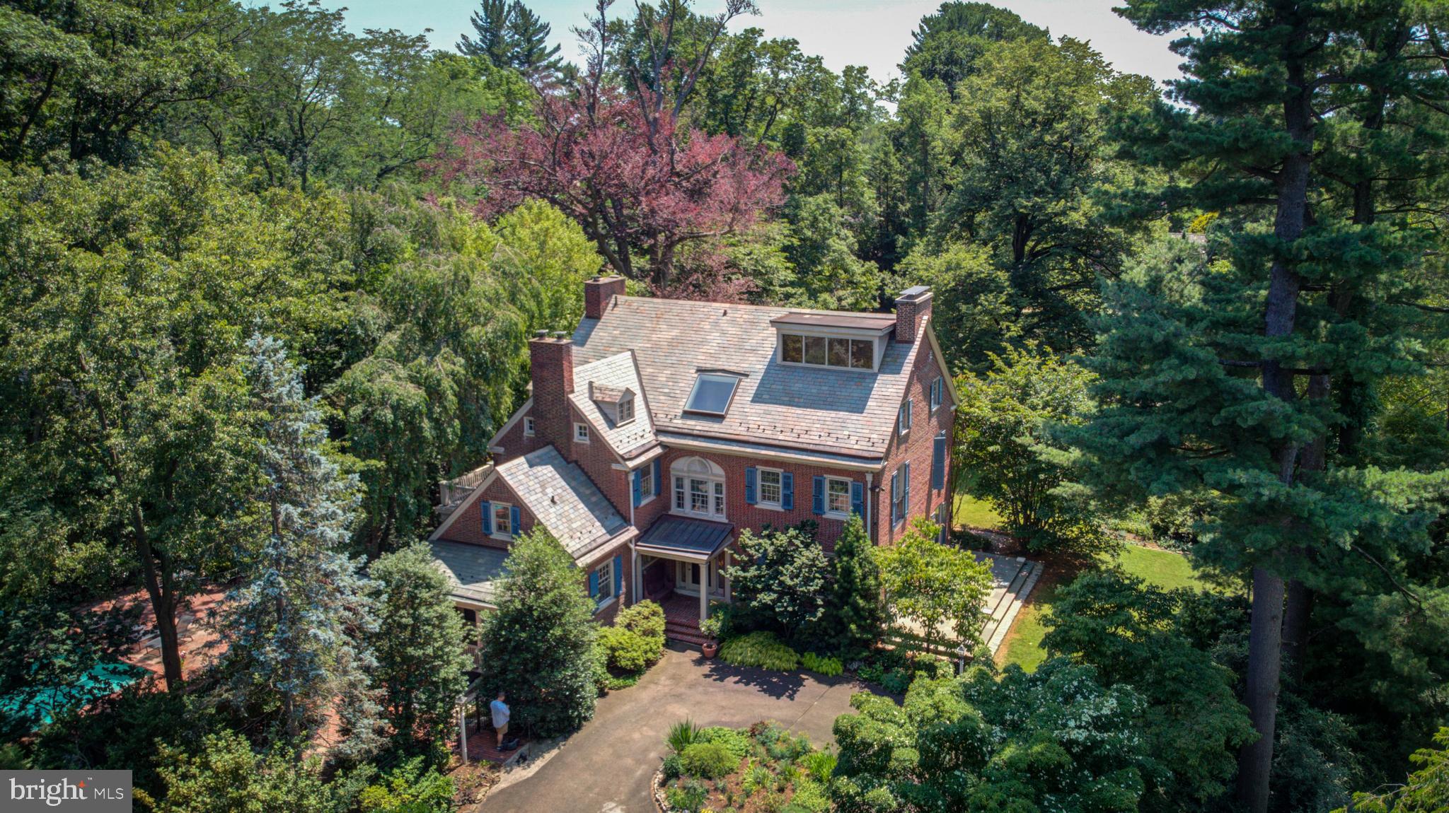 8219 St Martins Lane Philadelphia, PA 19118 - Photo 39 of 40