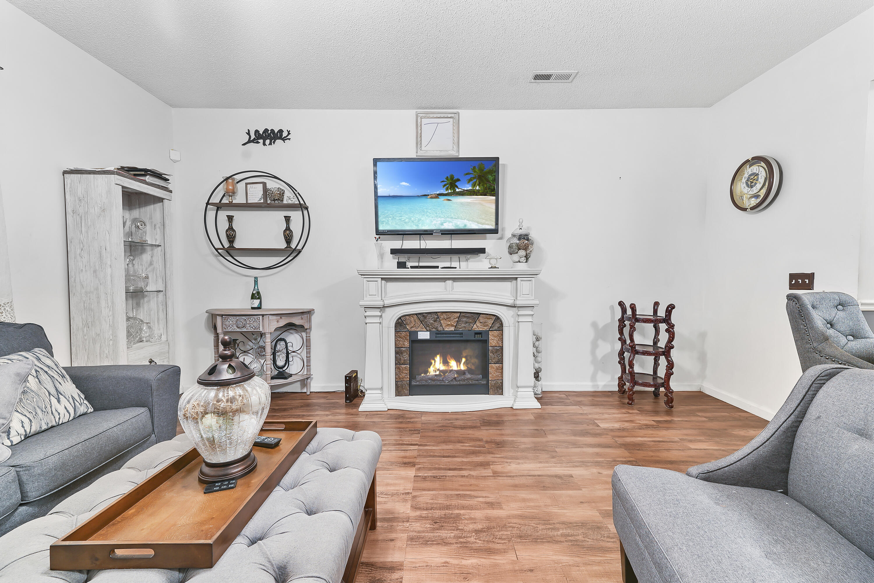 225 Brookshire Road Goose Creek, SC 29445 - Photo 8 of 30 9