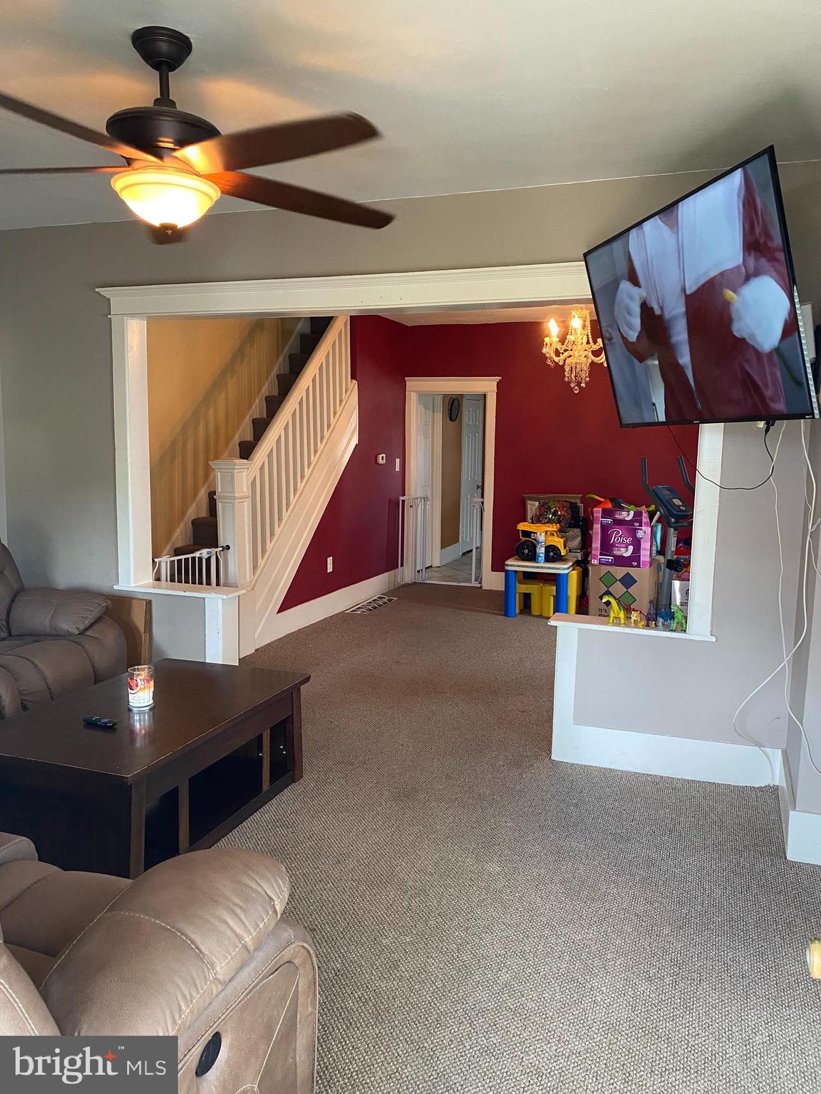 527 Bridgeboro Street Riverside, NJ 08075 - Photo 5 of 20 a view of entryway and hall