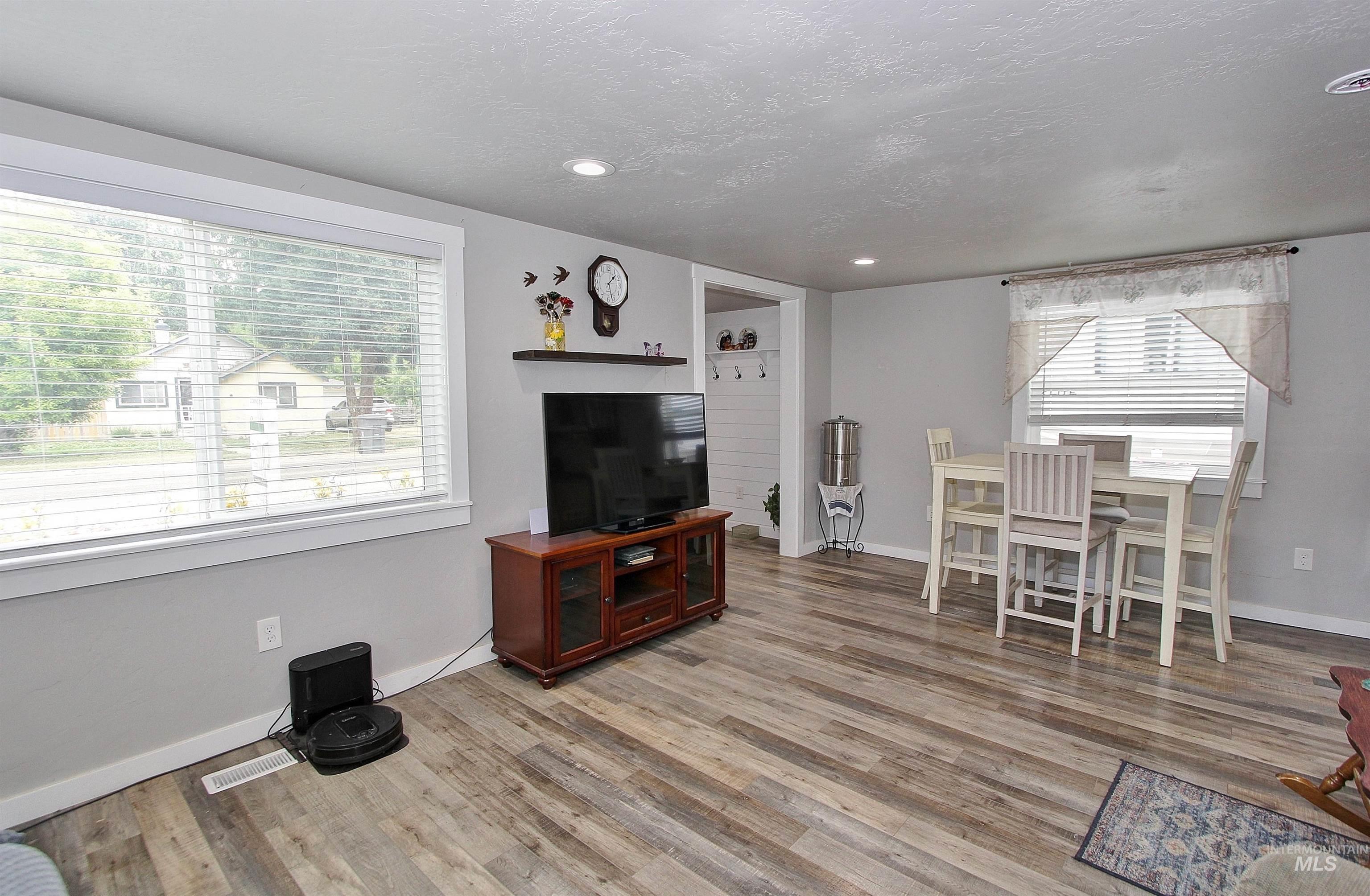 263 Fargo Avenue Notus, ID 83656 - Photo 8 of 43