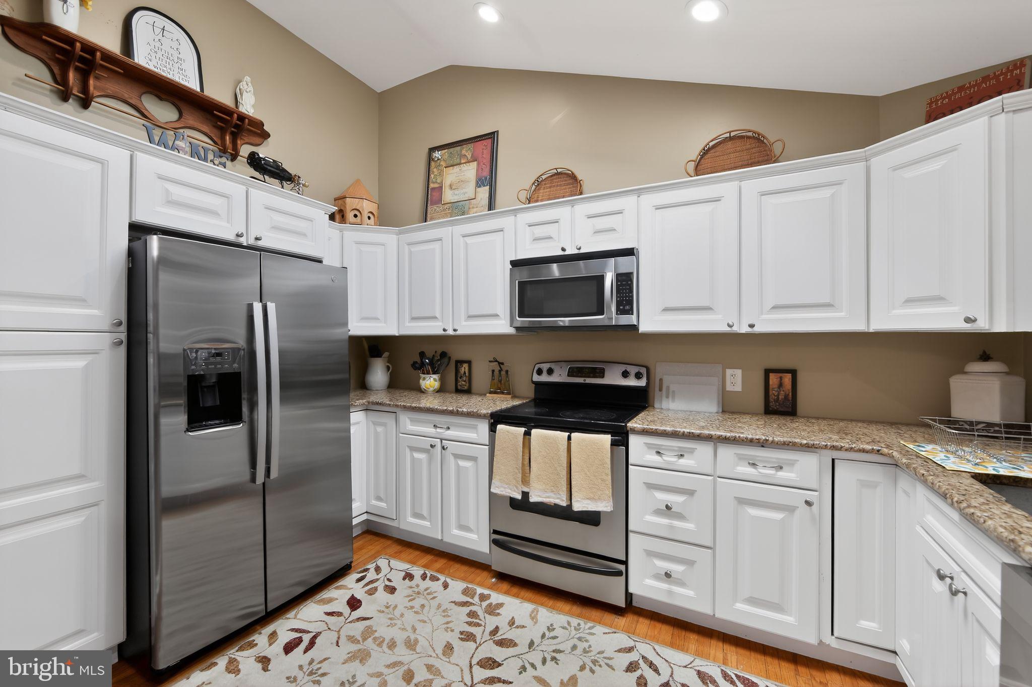 341 Harwicke Road Springfield, PA 19064 - Photo 13 of 36 Kirchen