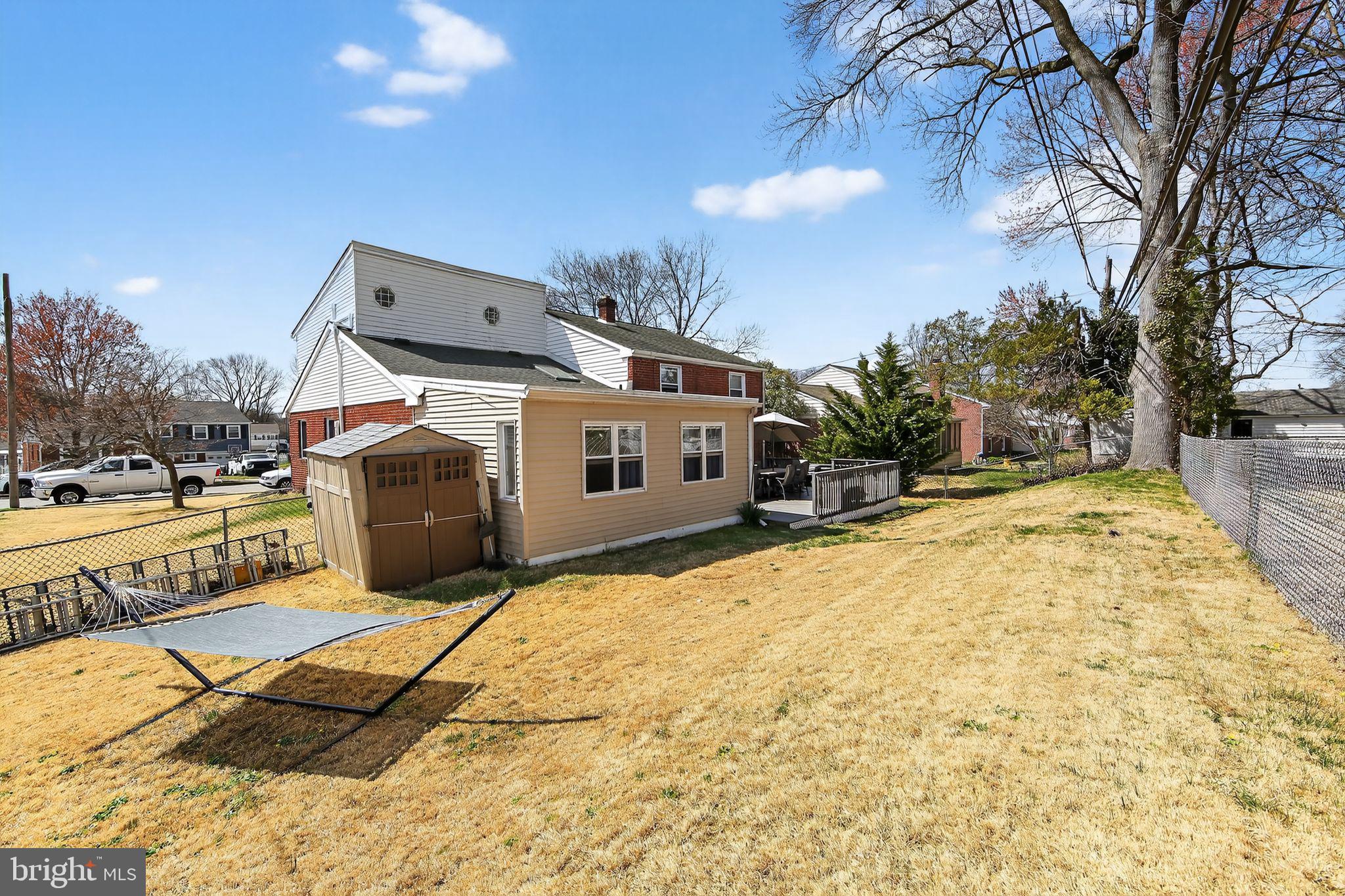 341 Harwicke Road Springfield, PA 19064 - Photo 5 of 36