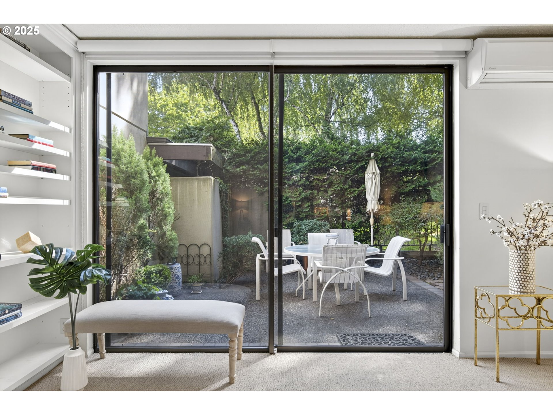 2309 Southwest 1st Avenue, Unit G41 Portland, OR 97201 - Photo 20 of 44 a dining room with furniture and a large window