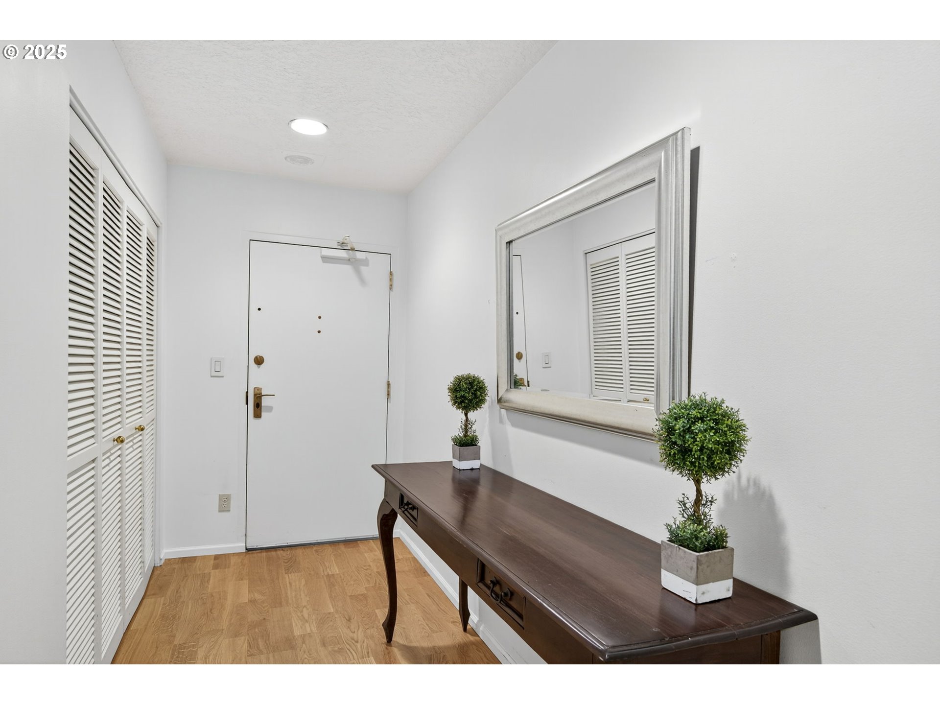 2309 Southwest 1st Avenue, Unit G41 Portland, OR 97201 - Photo 6 of 44 a view of a workspace