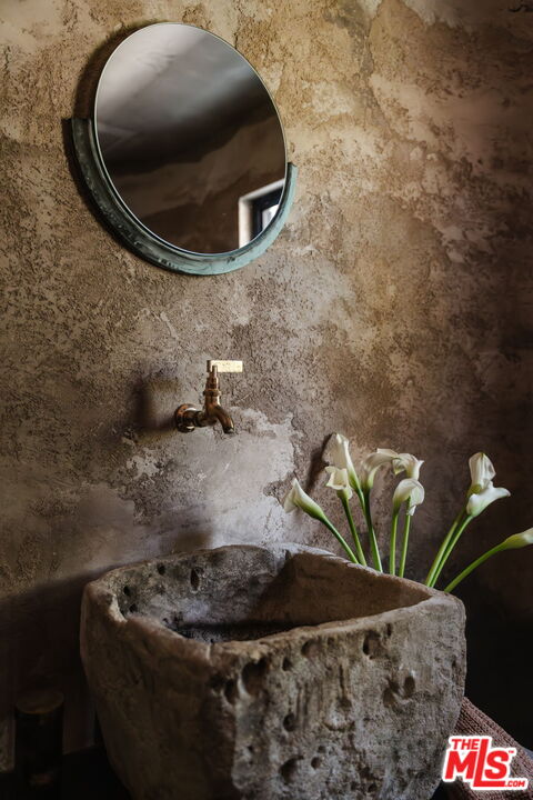 225 Powderhorn Ranch Road Topanga, CA 90290 - Photo 56 of 65