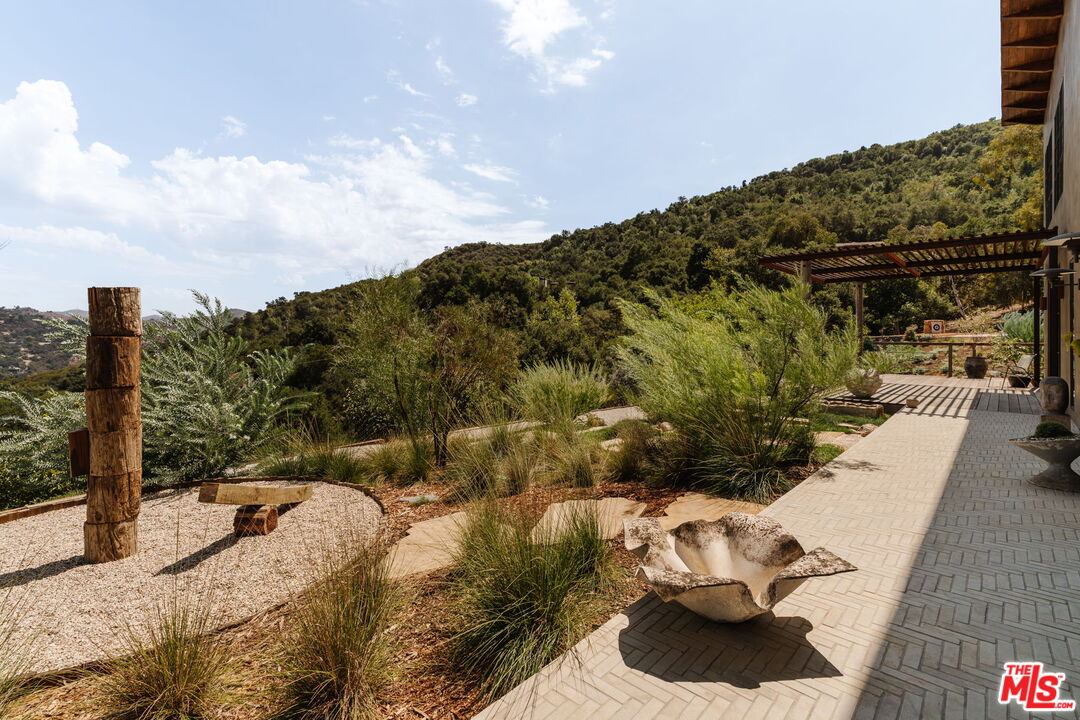 225 Powderhorn Ranch Road Topanga, CA 90290 - Photo 6 of 65