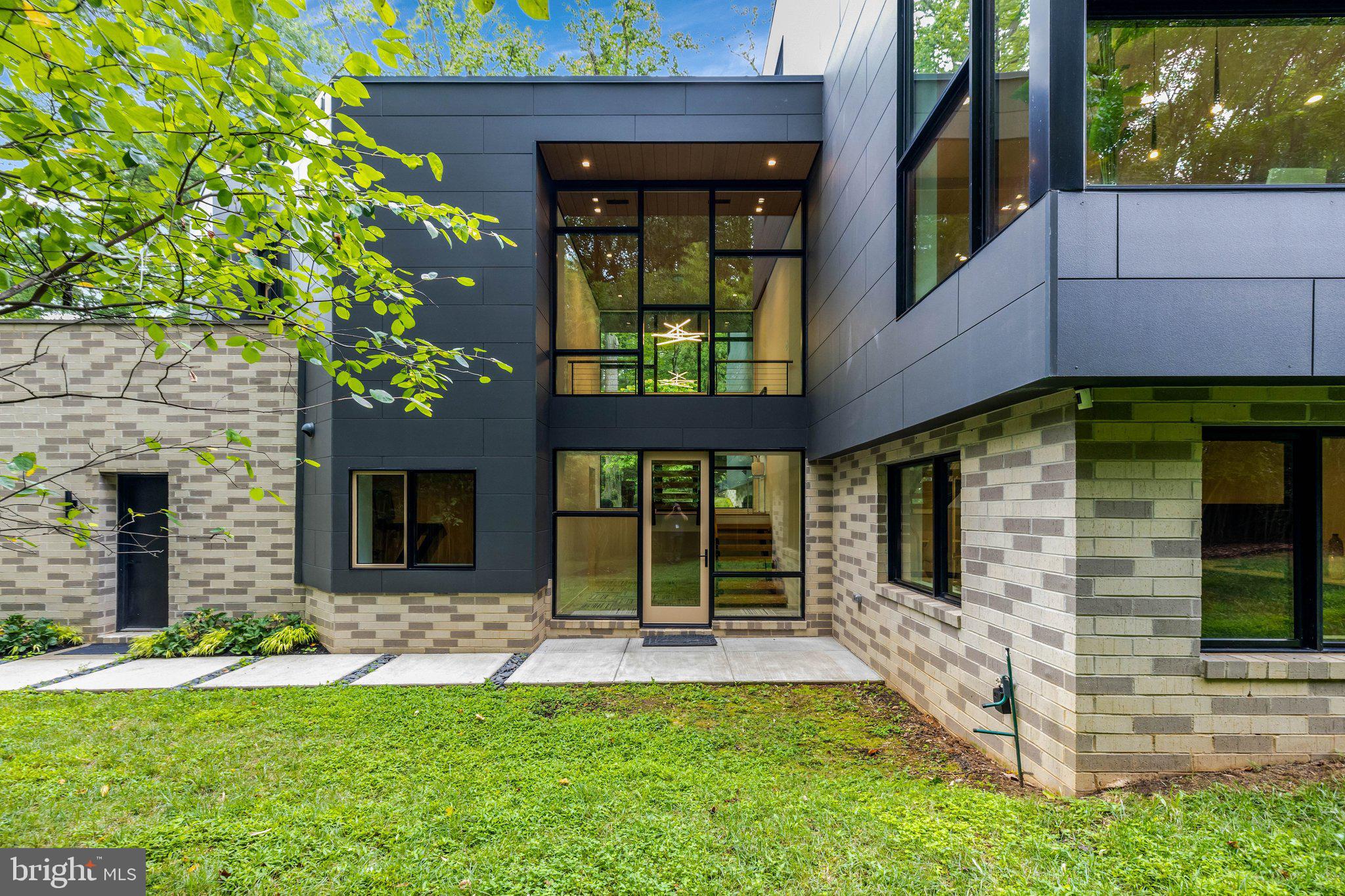 7815 Old Falls Road McLean, VA 22102 - Photo 67 of 85 Gallery Image 67