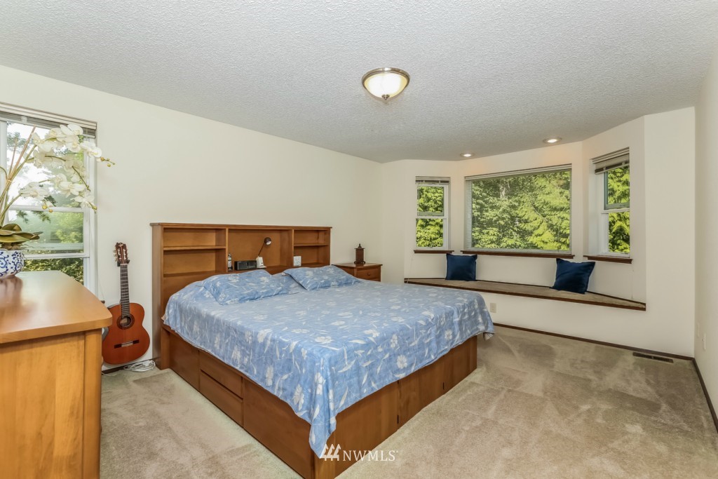 2110 Wells Court South Renton, WA 98055 - Photo 10 of 23