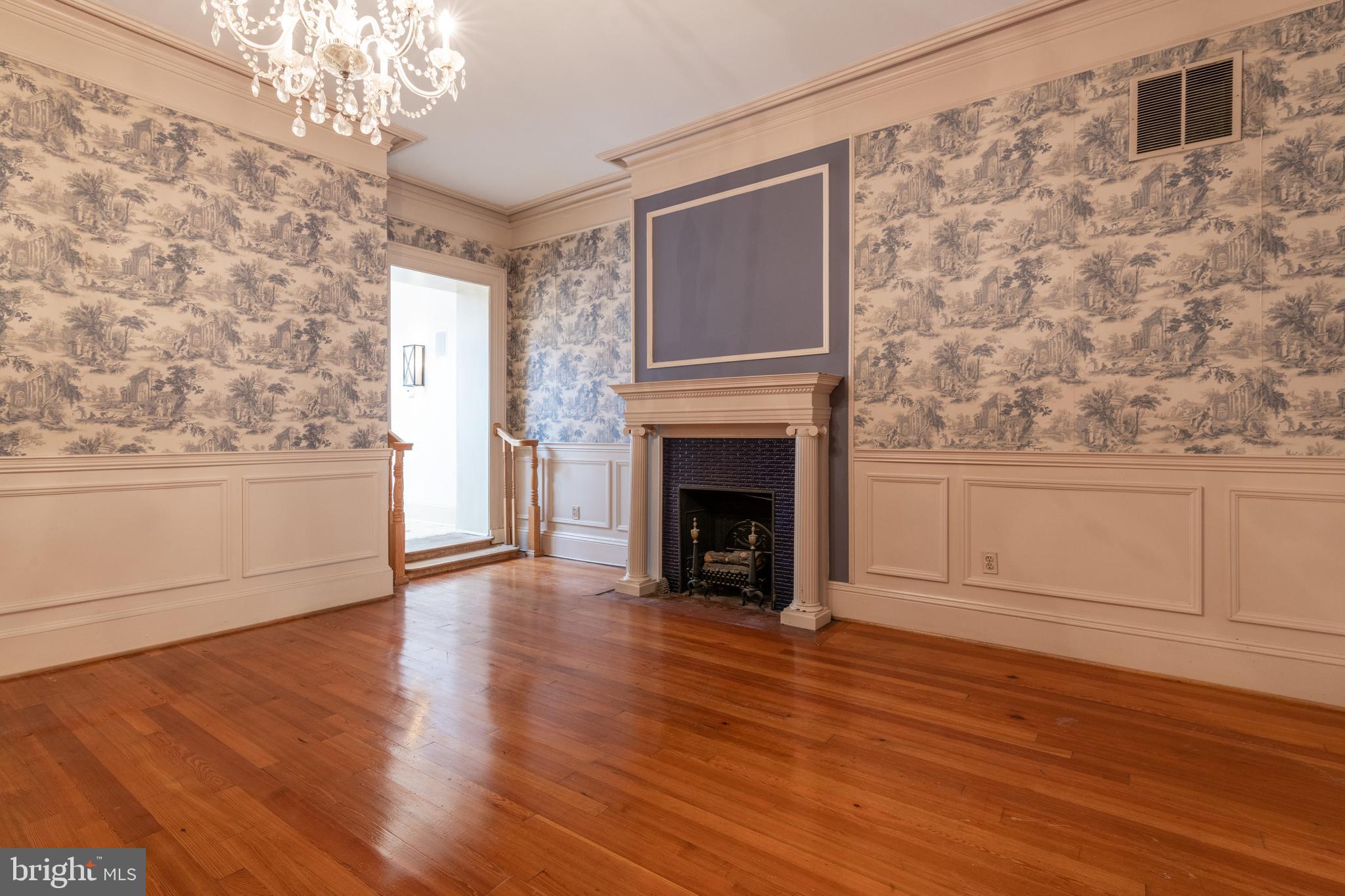 1303 Q Street Northwest Washington, DC 20009 - Photo 12 of 37