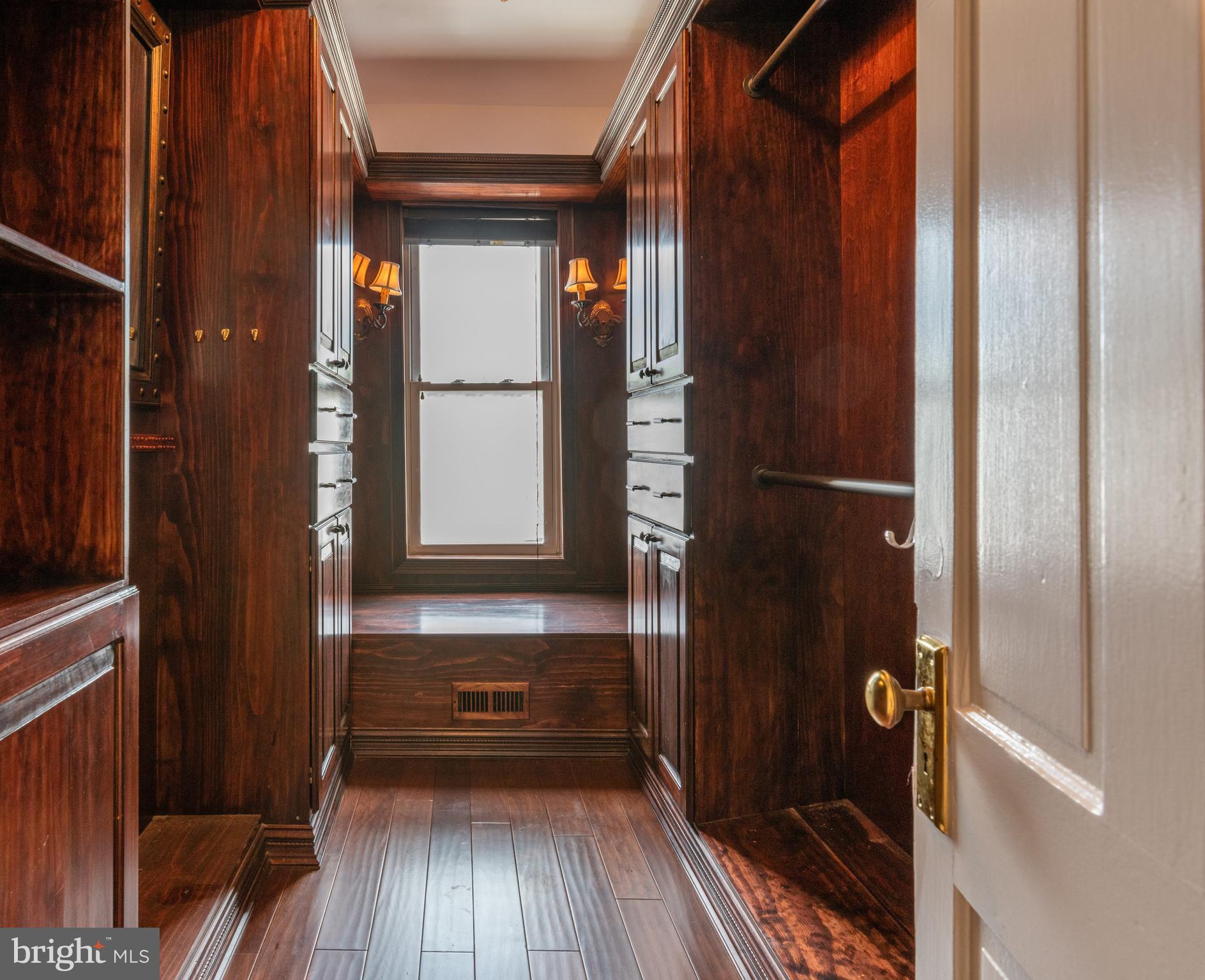 1303 Q Street Northwest Washington, DC 20009 - Photo 24 of 37