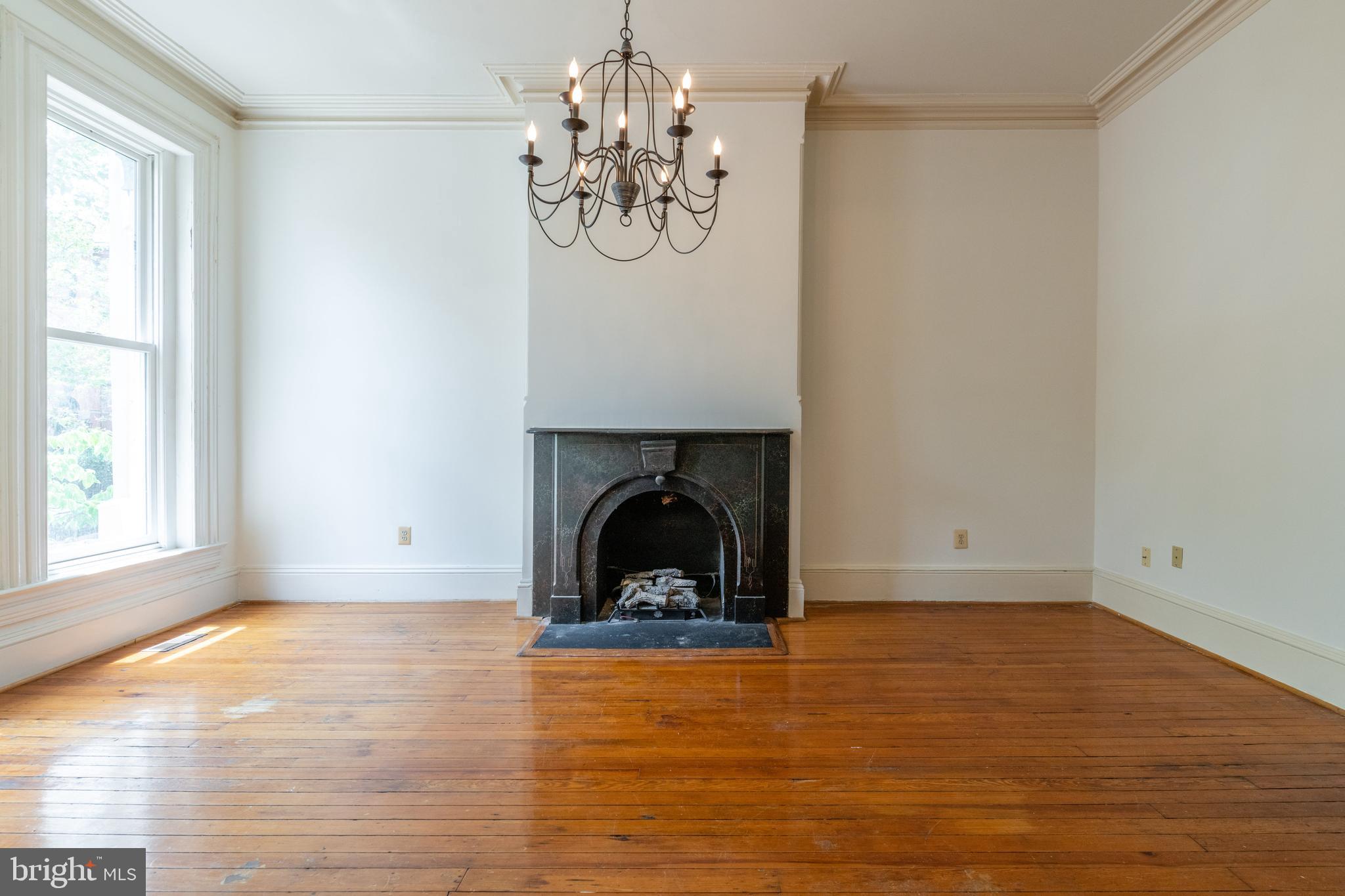 1303 Q Street Northwest Washington, DC 20009 - Photo 5 of 37