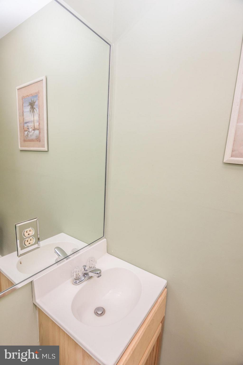 616 Salt Spray Road, Unit 11 Ocean City, MD 21842 - Photo 27 of 38 Gallery Image 27