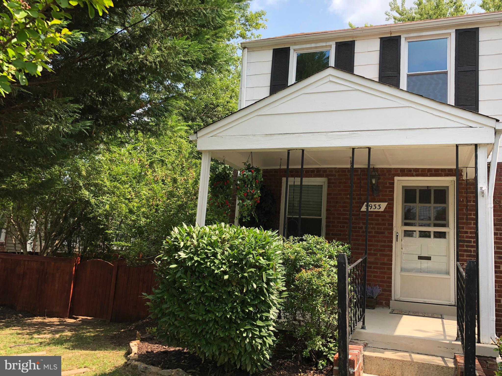 5933 Williamsburg Road Alexandria, VA 22303 - Photo 2 of 30 Exterior (Front)