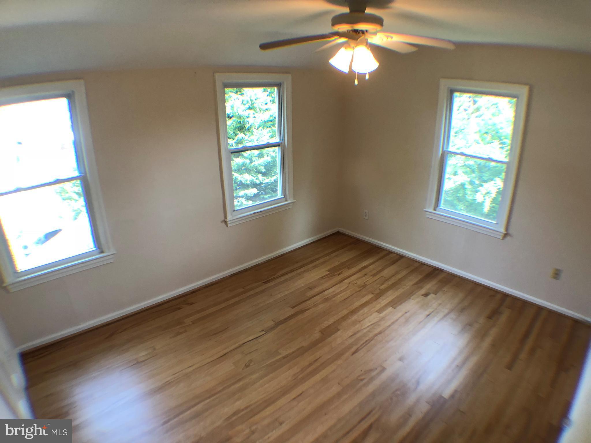 5933 Williamsburg Road Alexandria, VA 22303 - Photo 22 of 30 Bedroom