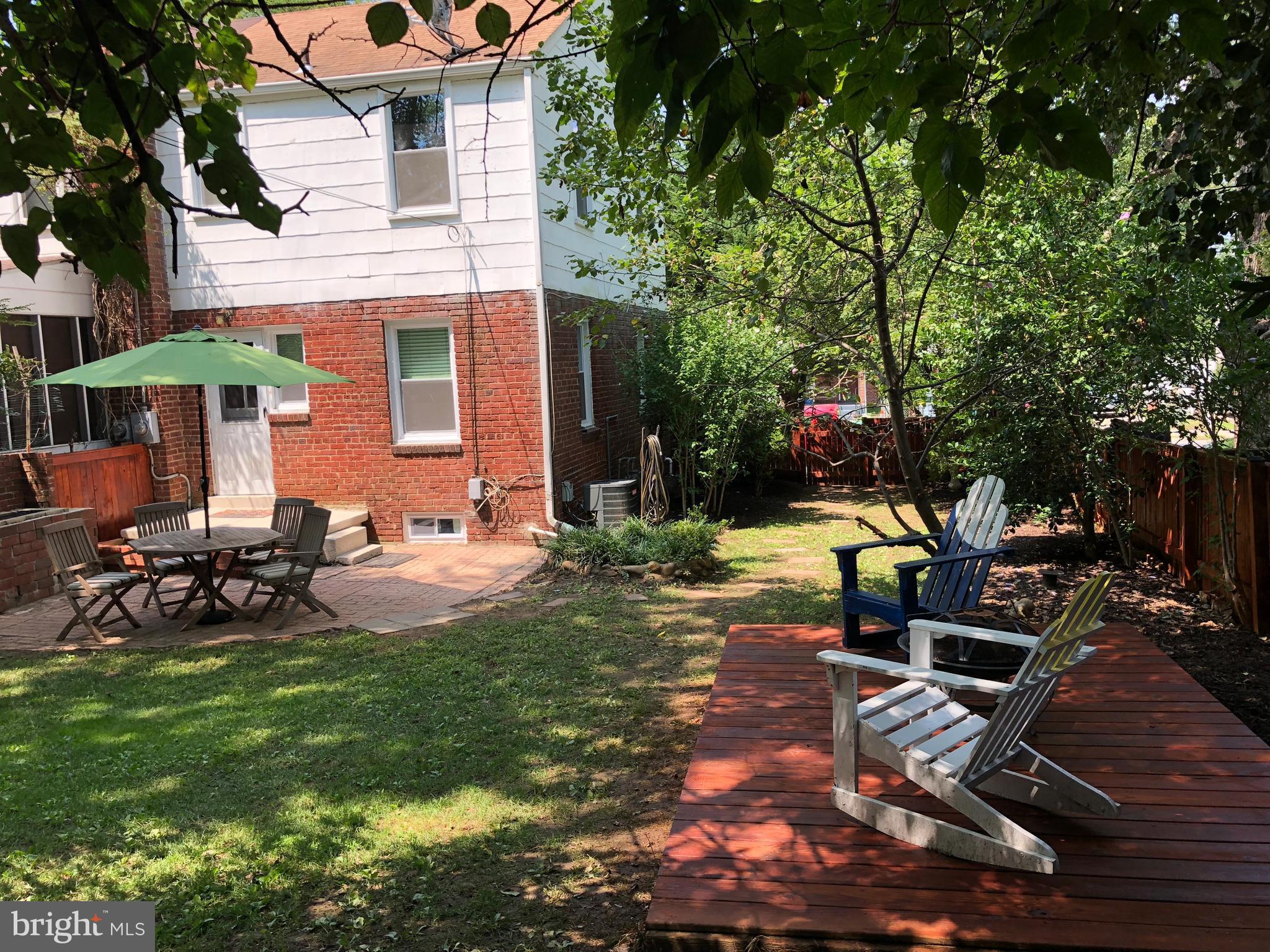 5933 Williamsburg Road Alexandria, VA 22303 - Photo 6 of 30 Exterior (Rear)