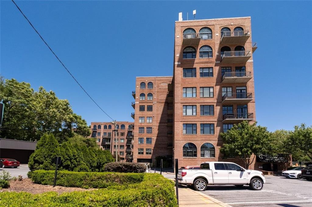 3235 Roswell Road Northeast, Unit 402 Atlanta, GA 30305 - Photo 33 of 35