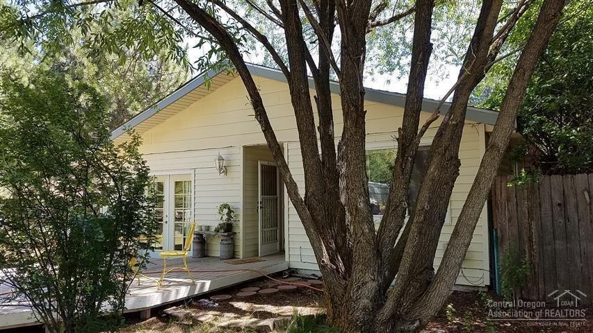 59720 Navajo Road Bend, OR 97702 - Photo 1 of 23 Parklike setting