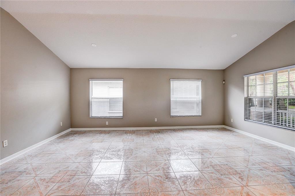 11144 Rodeo Lane Riverview, FL 33579 - Photo 10 of 42