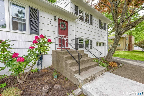 $350,000 | 96 Lent Road, Hamden, CT 06517