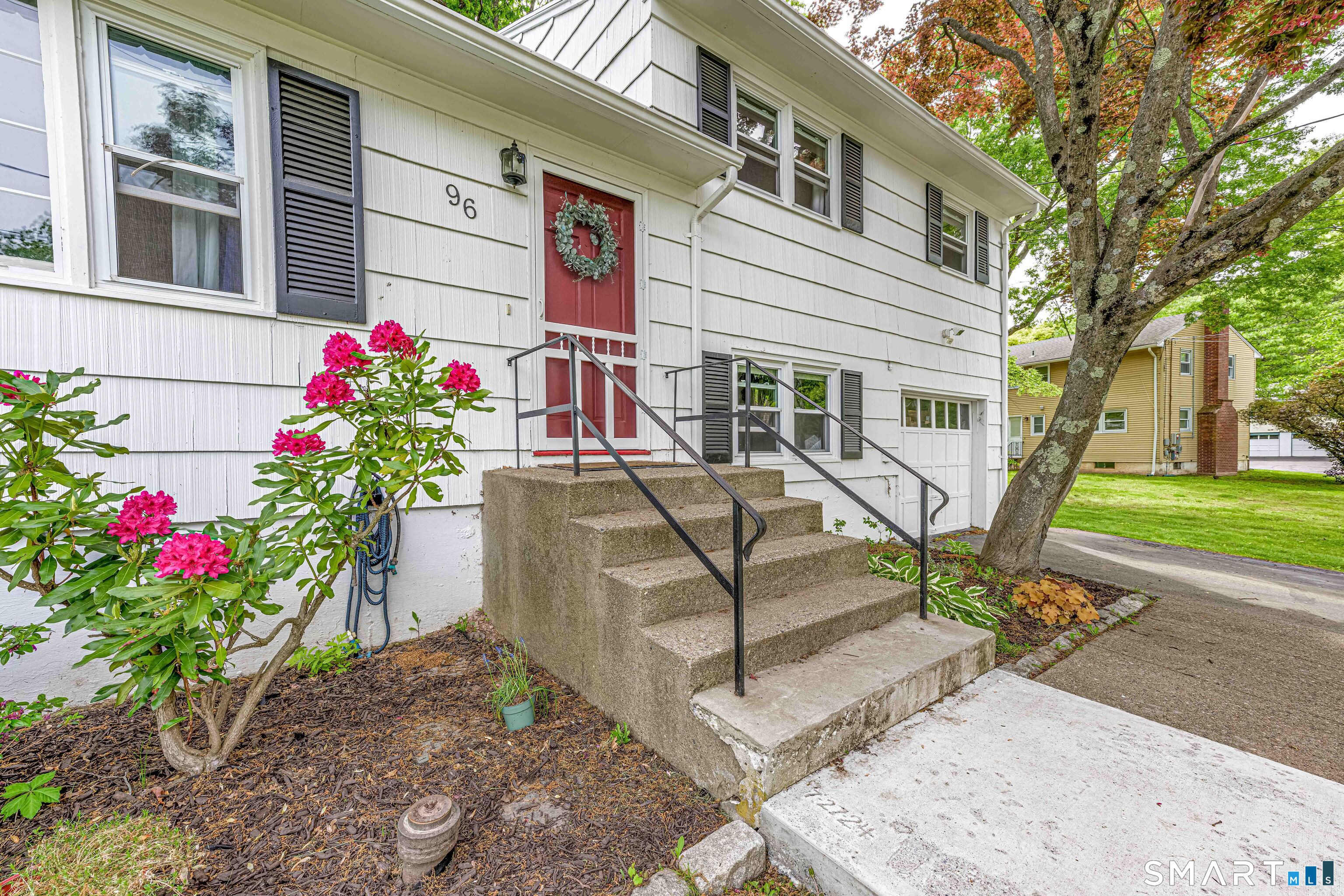 96 Lent Road Hamden, CT 06517 - Photo 1 of 23