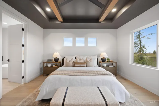 $1,110,000 | 252 North Hunter Crk Avenue, Eagle, ID 83616