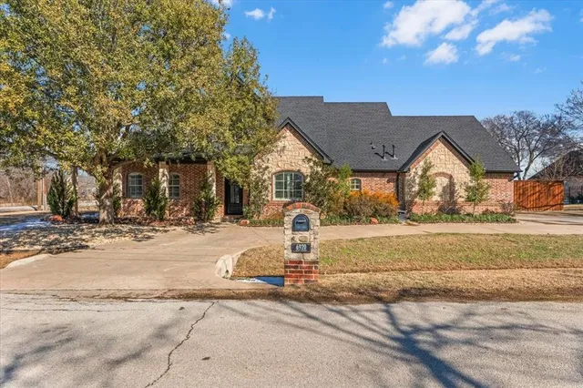 $699,000 | 6920 Clift Street, North Richland Hills, TX 76182