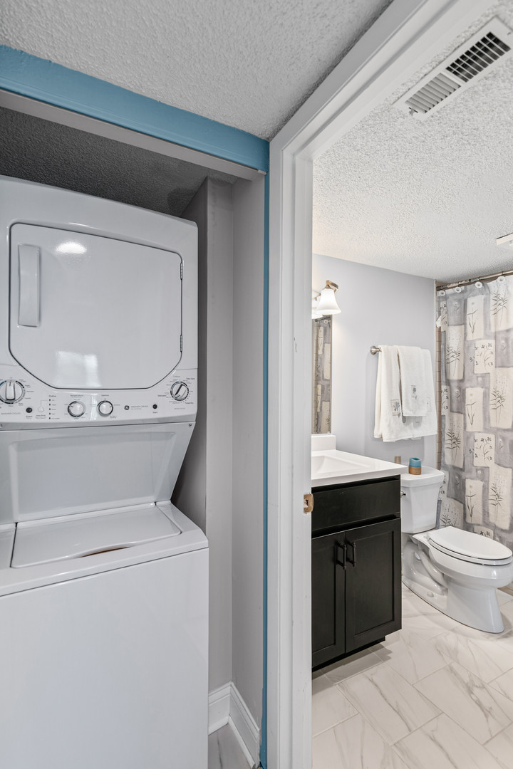 690 Chandler Road, Unit 205 Gurnee, IL 60031 - Photo 12 of 12