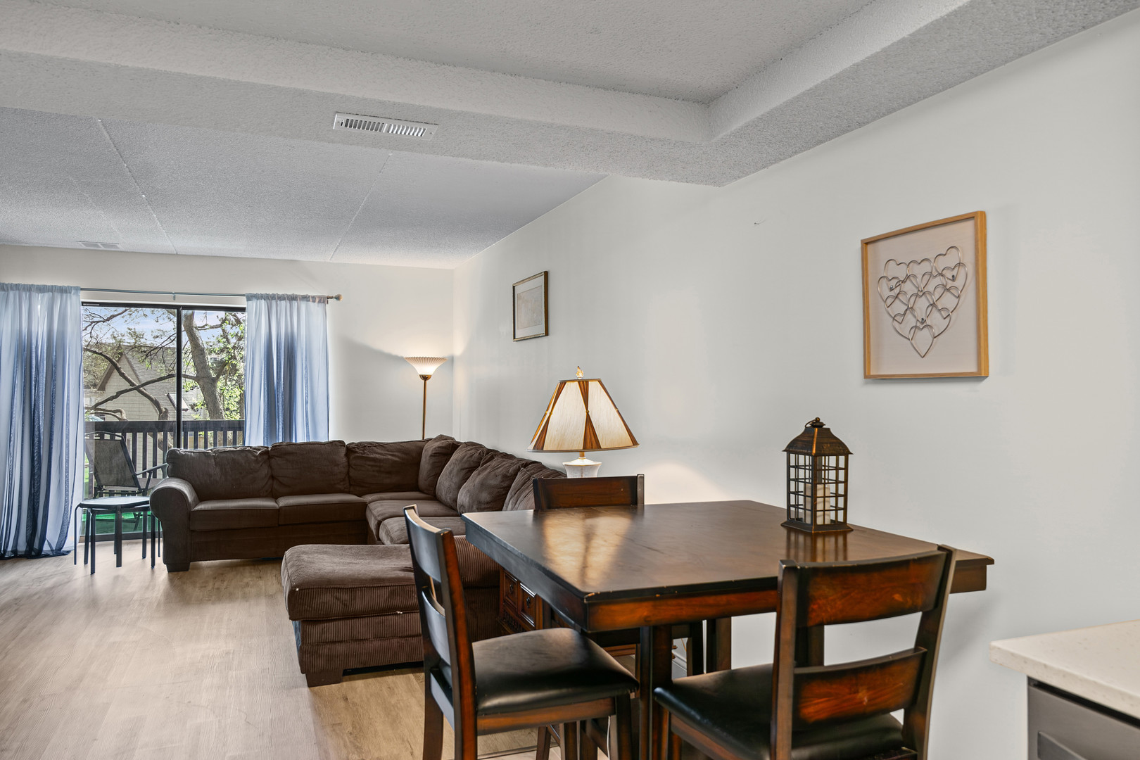 690 Chandler Road, Unit 205 Gurnee, IL 60031 - Photo 7 of 12