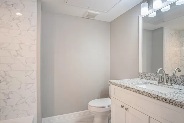 $1,450 | 5262 Ella Boulevard, Unit 100C, Houston, TX 77018