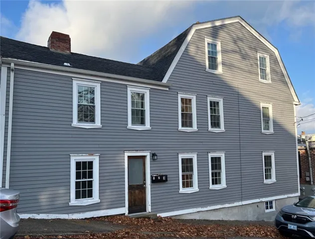 $2,900 | 5 Church Street, Unit 1, East Greenwich, RI 02818