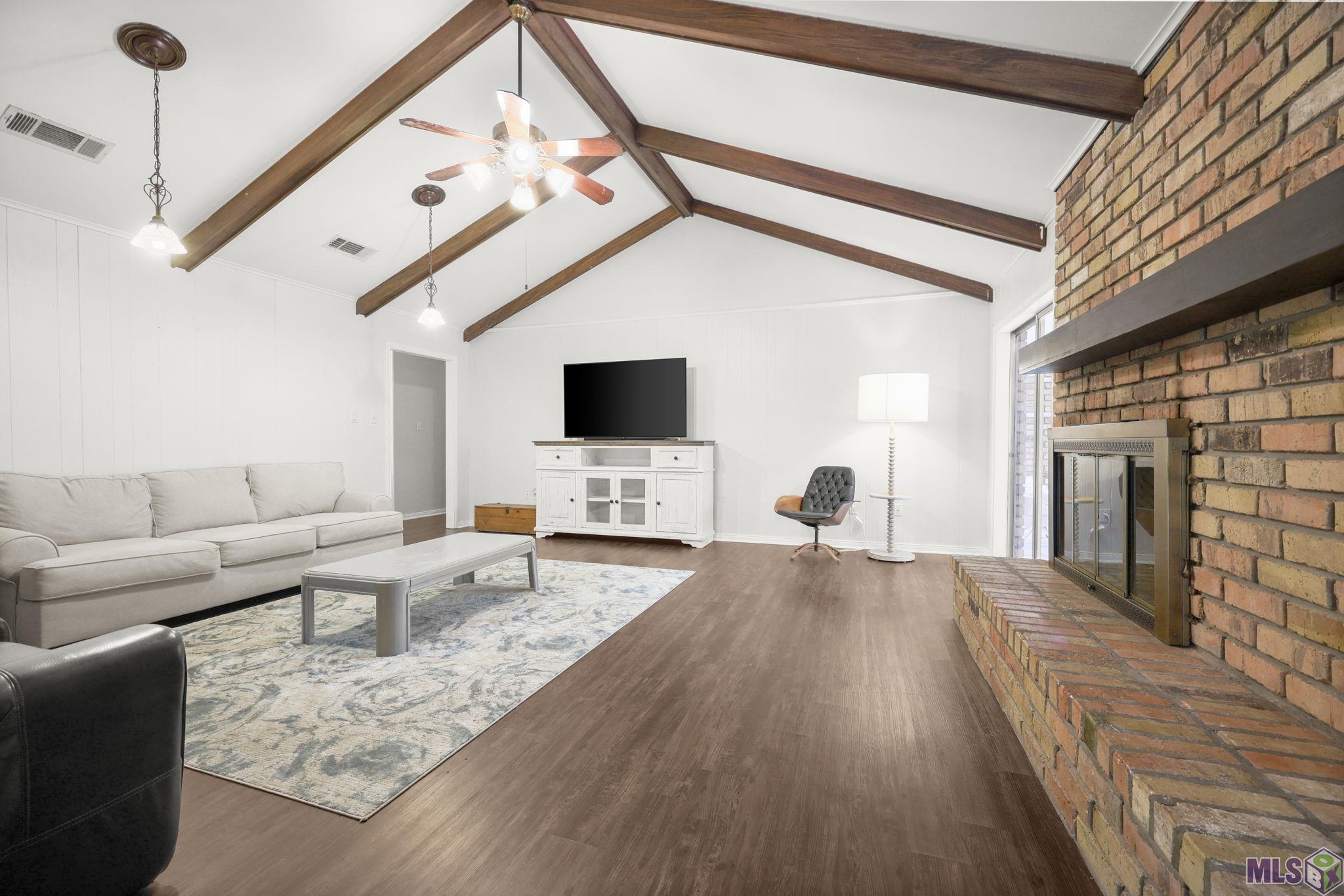 1369 Crescent Drive Baton Rouge, LA 70806 - Photo 4 of 23