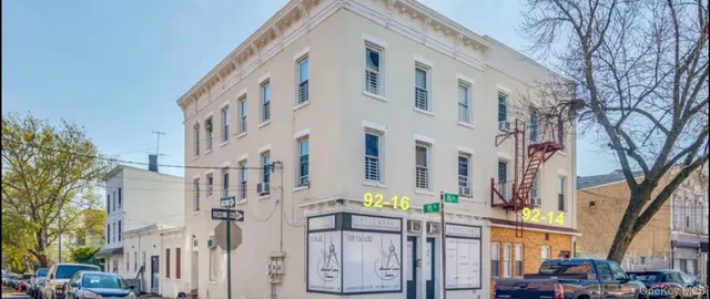 $1,400,000 | 92-16 95th Avenue | Ozone Park